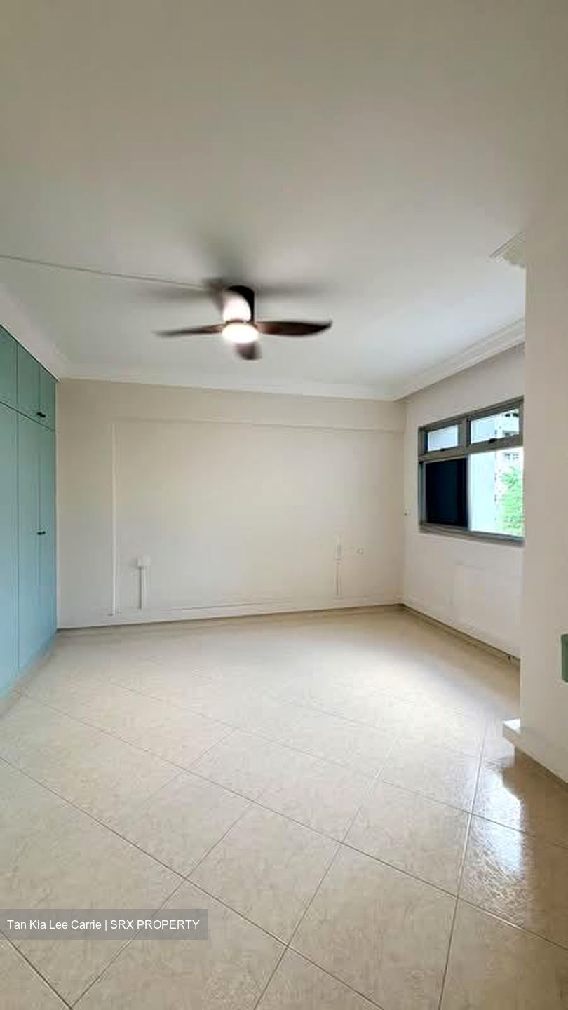 Blk 647 Pasir Ris Drive 10 (Pasir Ris), HDB Executive #588303441
